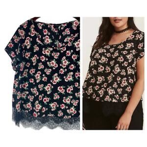 Torrid Blouse Size 4 Black Floral Georgette Flutter Short Sleeve Flowy Back Hem